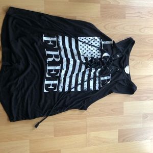 Dirtee Laundry Black Tank Size L
